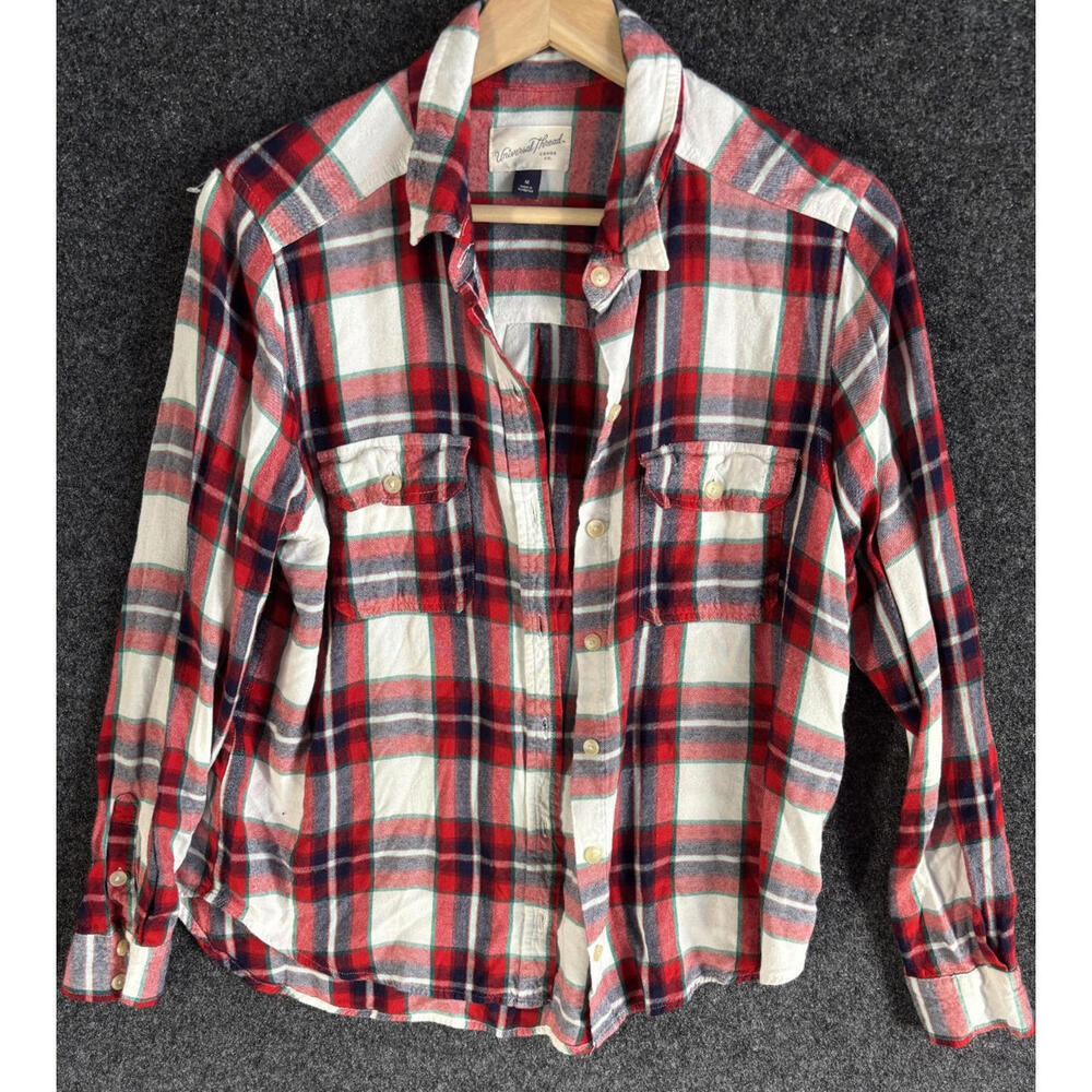 Universal Thread Shirt Women M Medium Red Plaid Button Up Collared Long Sleeve